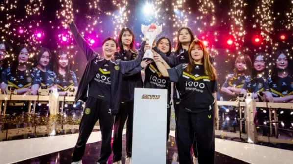 Team Vitality Juara MWI Mobile Legends EWC 2025