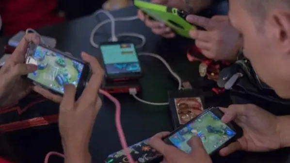 Jadi Cerdas Karena Main Mobile Legends? Ini Manfaatnya di 2025